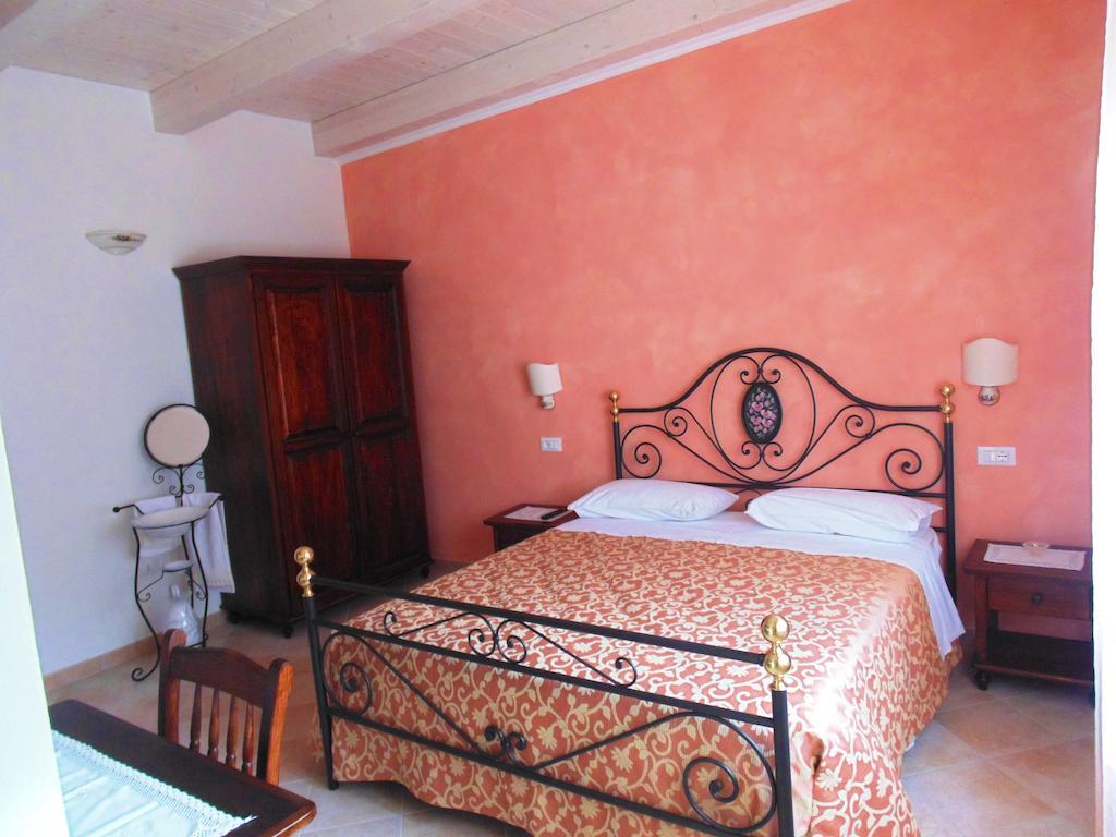 Bigotti Bed & Breakfast Fano Room photo